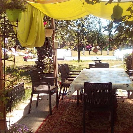 La Longere Des Gillettes Bed & Breakfast Bezenet Bagian luar foto