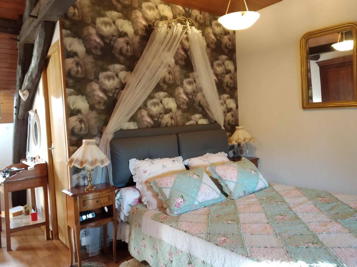 La Longere Des Gillettes Bed & Breakfast Bezenet Bagian luar foto